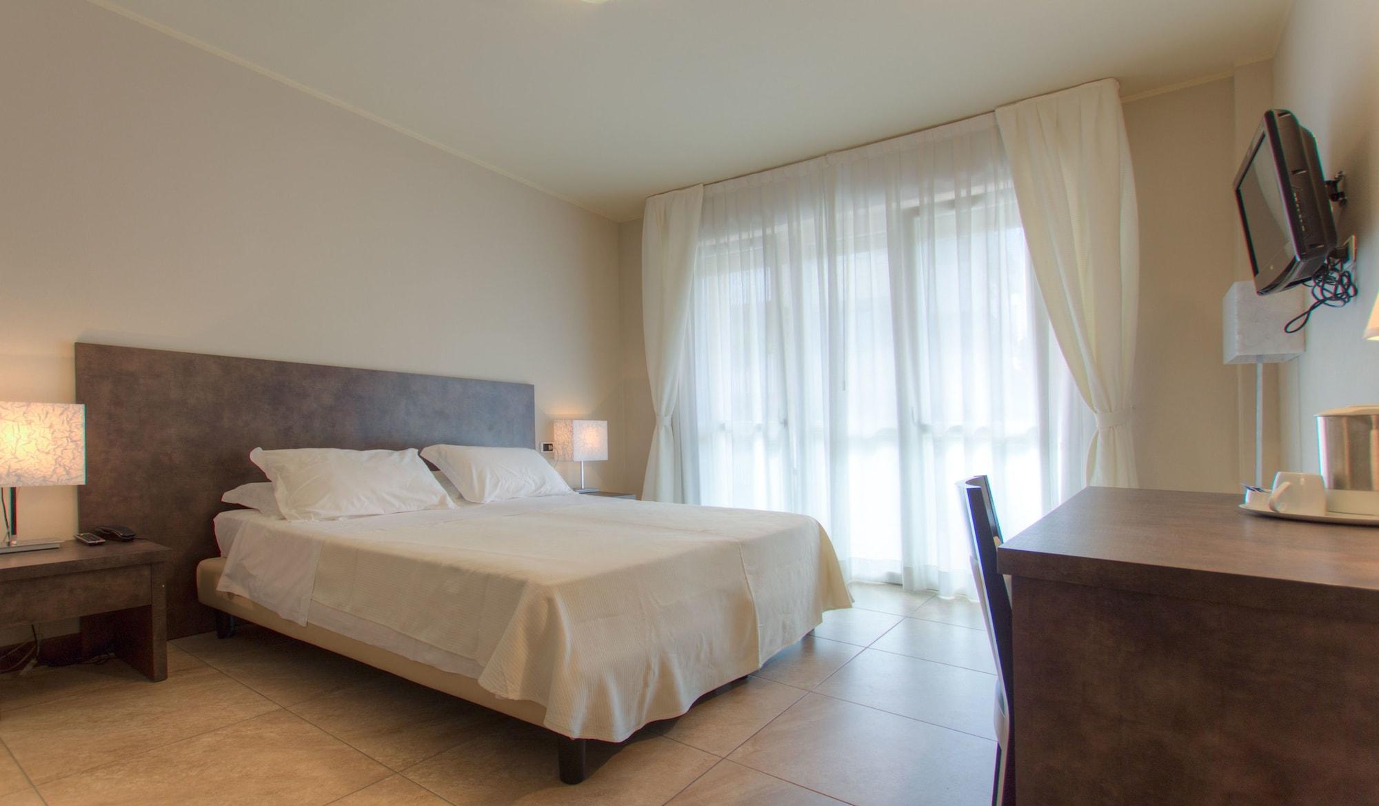 Hotel Kent Milano Marittima Dış mekan fotoğraf