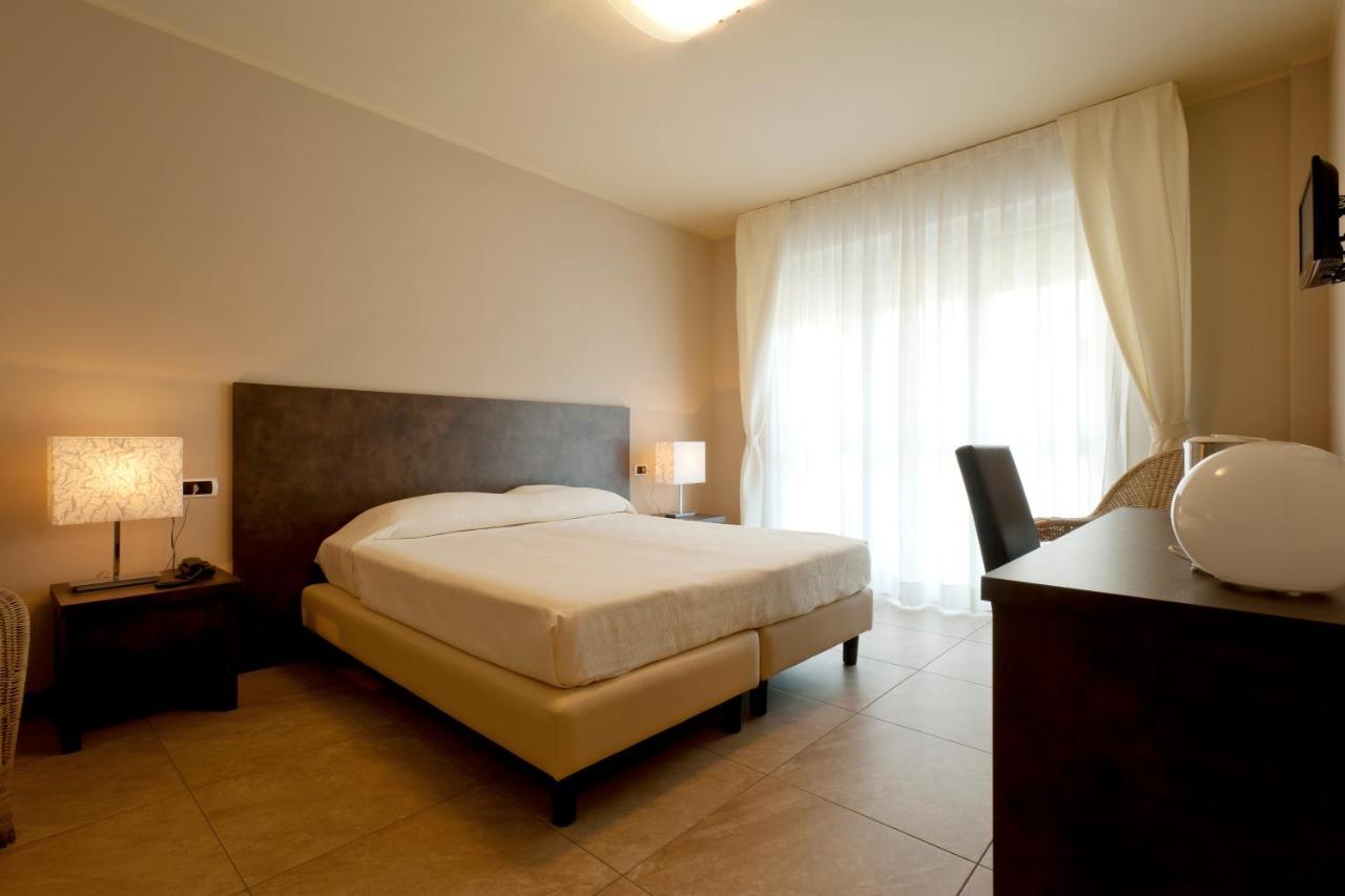 Hotel Kent Milano Marittima Dış mekan fotoğraf