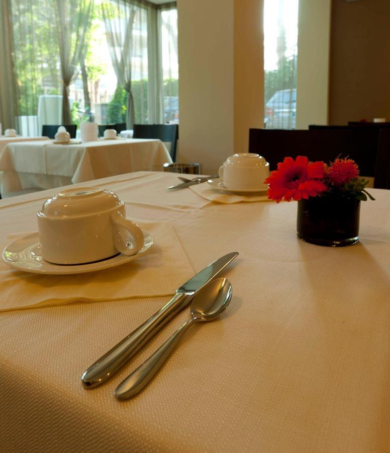 Hotel Kent Milano Marittima Dış mekan fotoğraf