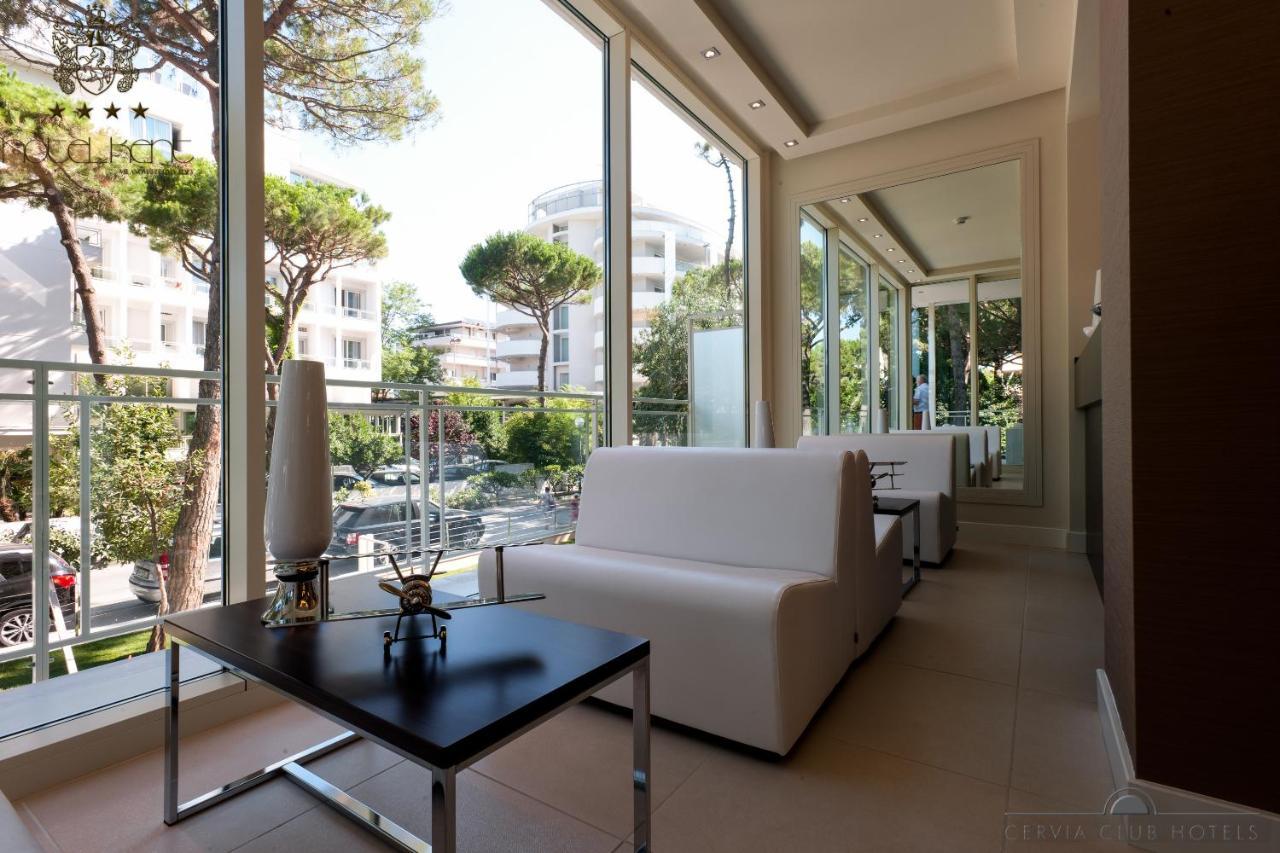 Hotel Kent Milano Marittima Dış mekan fotoğraf